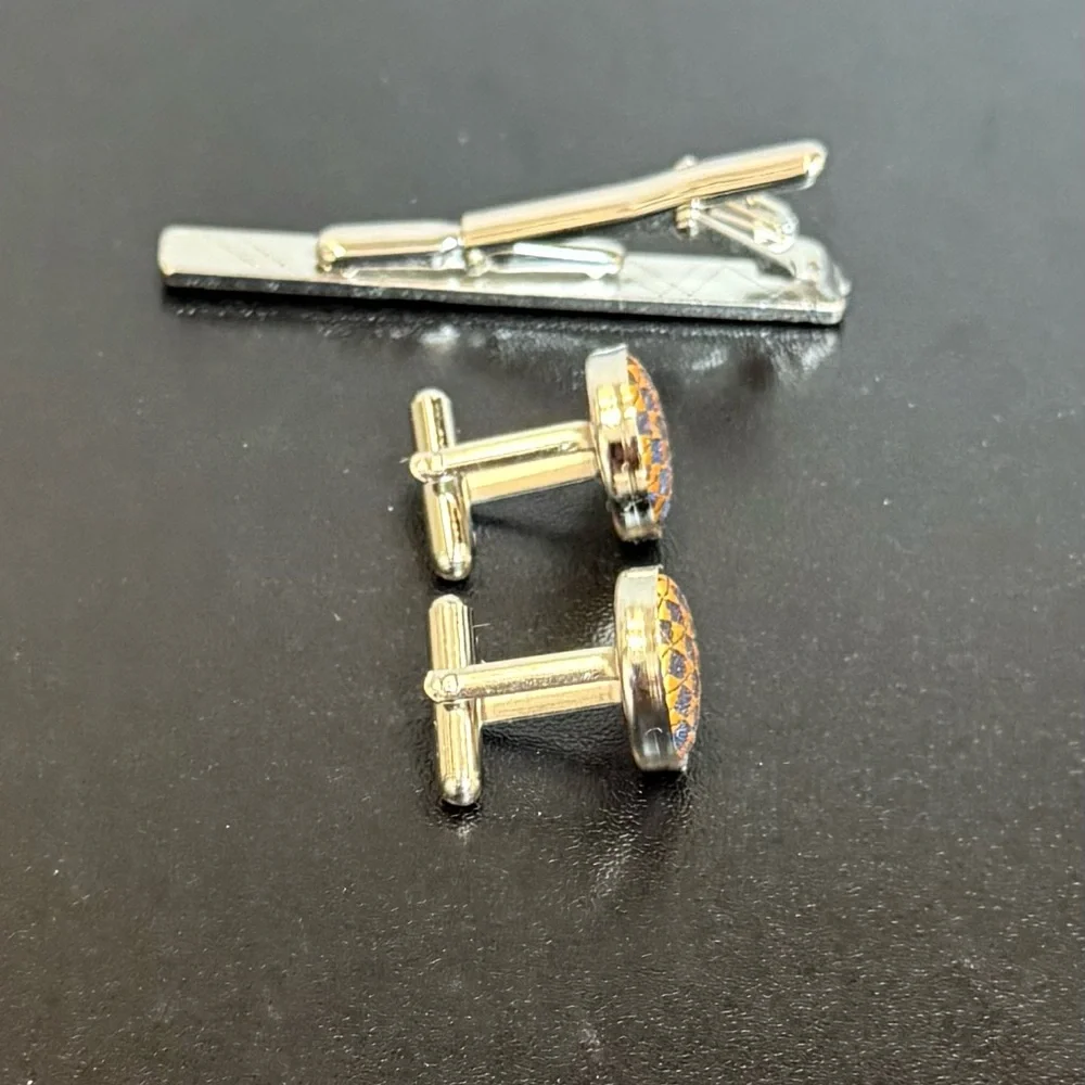 Geometric Silver and Blue Cufflinks with Tie Clip